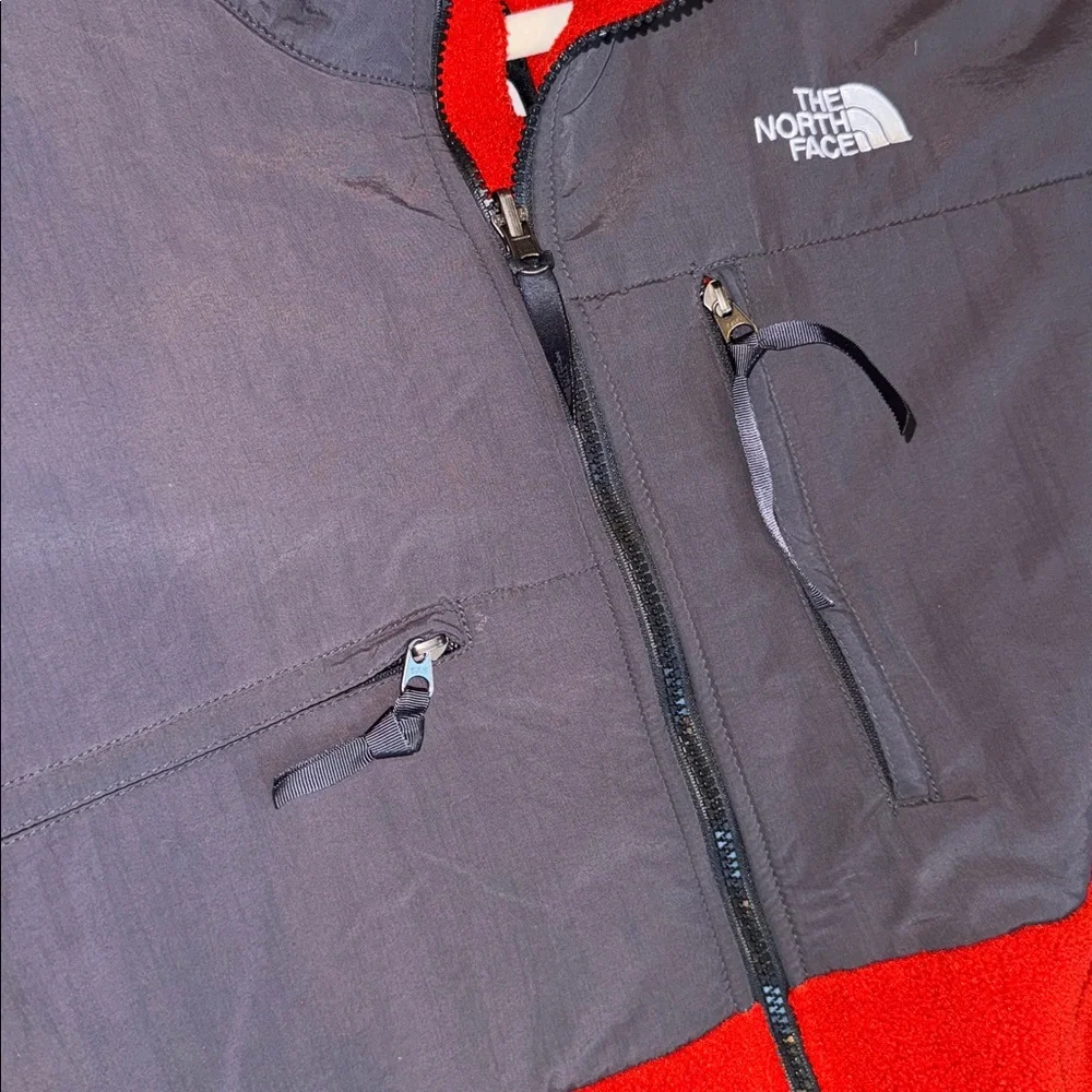 The North Face Fleece Jacket Men’s Large‎ Grey/Red